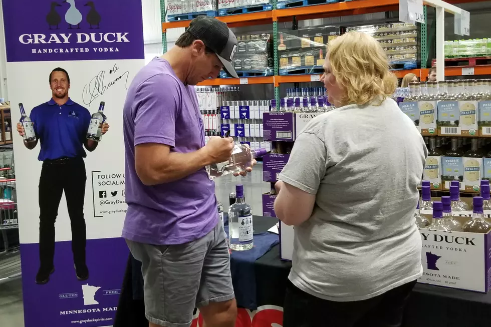 Chad Greenway, Gray Duck Vodka Visit St. Cloud