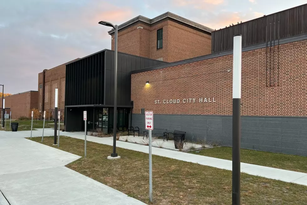 Mayor Anderson Discusses Outdoor Waterpark and ICE